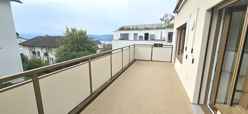 Balcony Lake View - 3.5 Zimmerwohnung an Toplage in Zürich